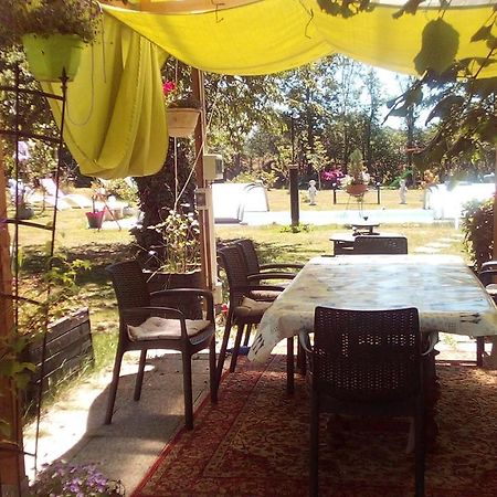 La Longere Des Gillettes Bed & Breakfast Bezenet Luaran gambar