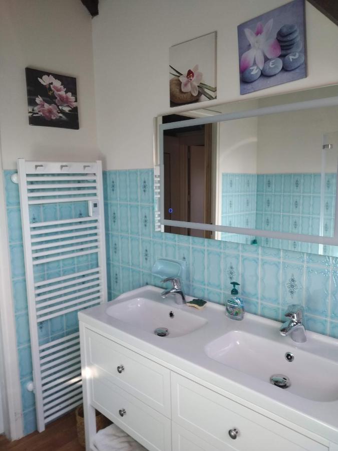 La Longere Des Gillettes Bed & Breakfast Bezenet Luaran gambar